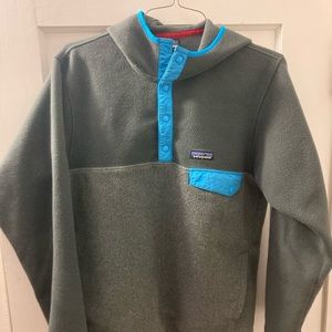 patagonia synchilla hooded pockets grey blue M